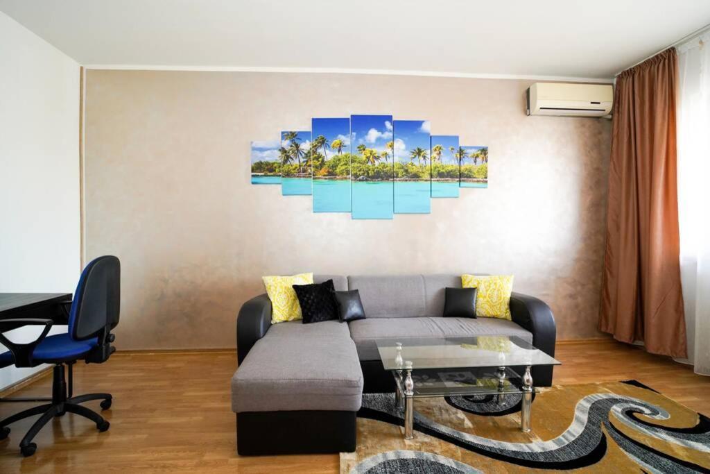 Sky Modern 1 Bedroom Apt W Free Parking Bukarest Kültér fotó
