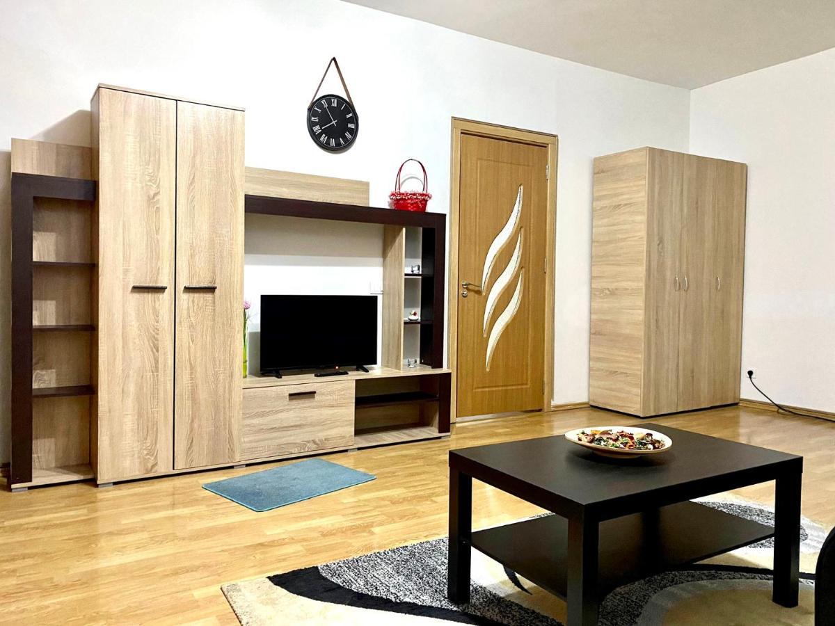 Sky Modern 1 Bedroom Apt W Free Parking Bukarest Kültér fotó