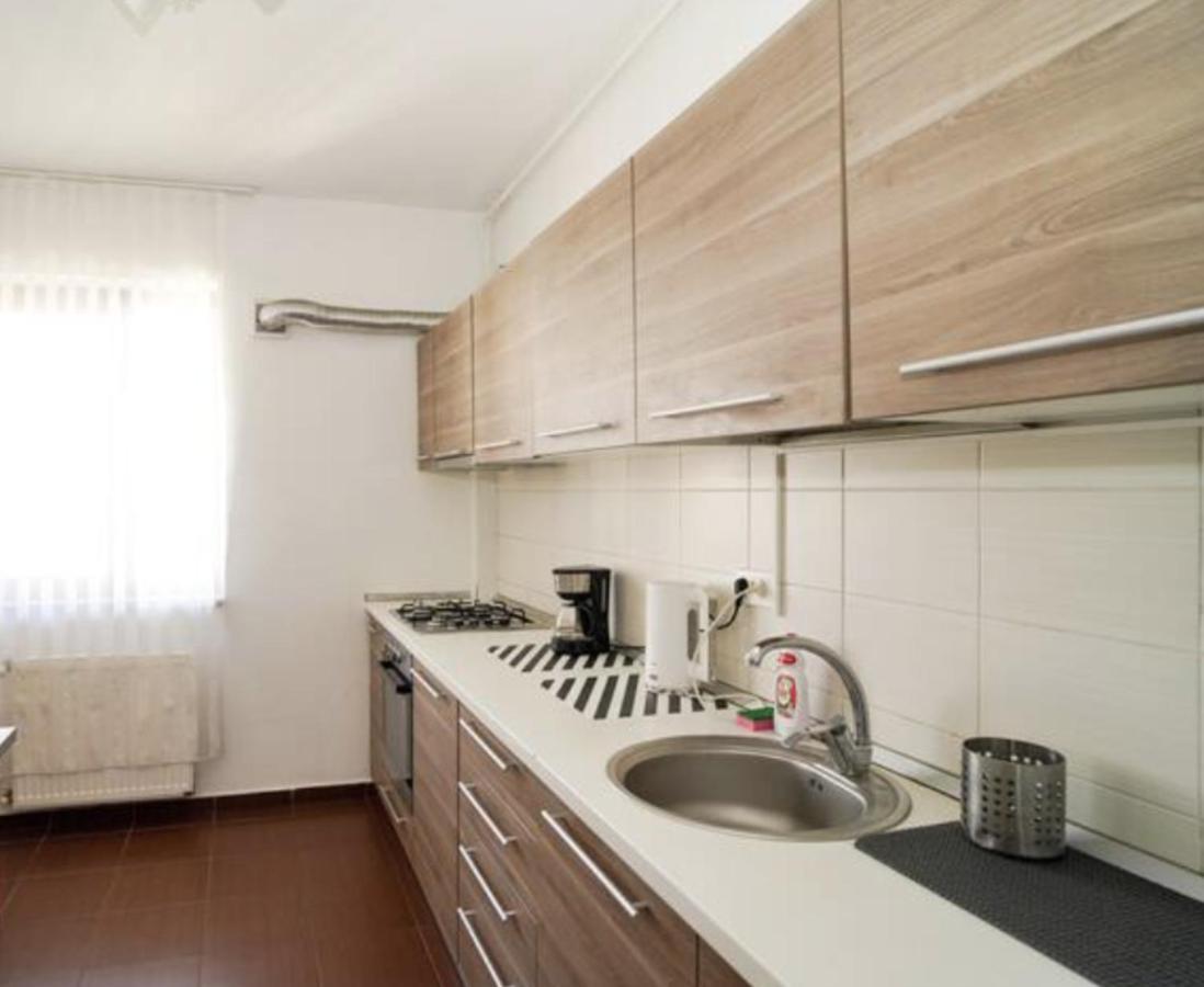 Sky Modern 1 Bedroom Apt W Free Parking Bukarest Kültér fotó